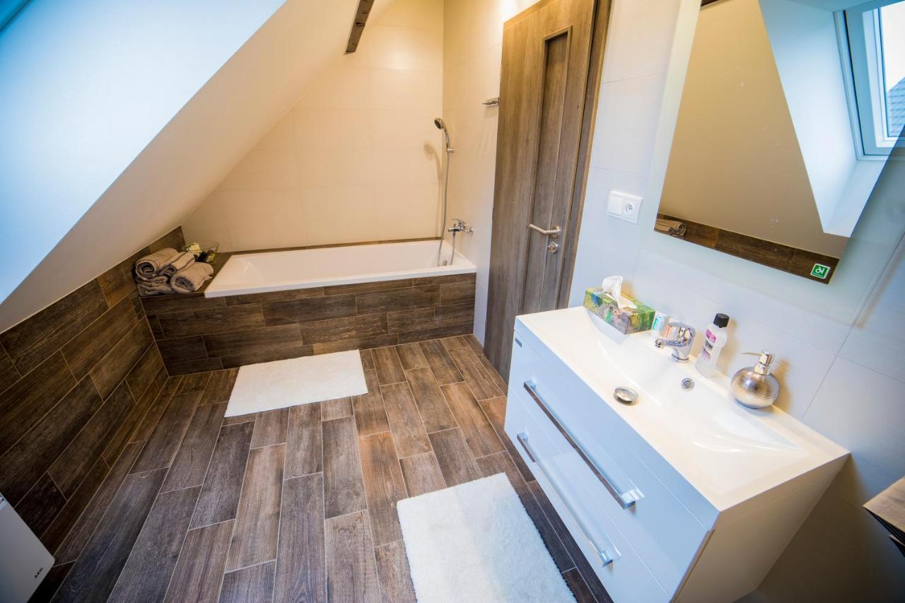 Apartman Dvorce Stráž nad Nežárkou المظهر الخارجي الصورة